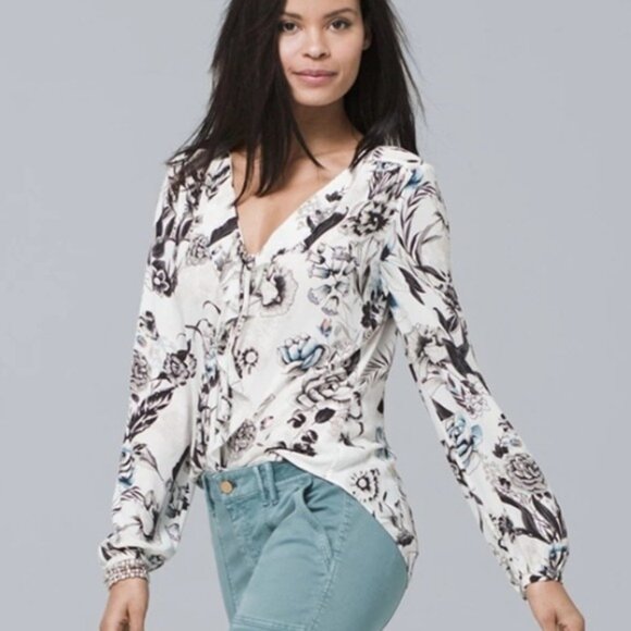 2/$30 White House Black Market Floral Print V-Neck Blouse Small #A0397 - Picture 3 of 9